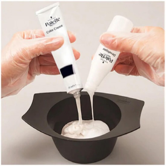 Vopsea de Par Permanenta PALETTE Deluxe 880, Brun Violet, 135 ml, Vopsea de Par, Vopsea de Par Permanenta, Vopsea de Par PALETTE, Vopsea de Par PALETTE Deluxe, Vopsea Permanenta Deluxe