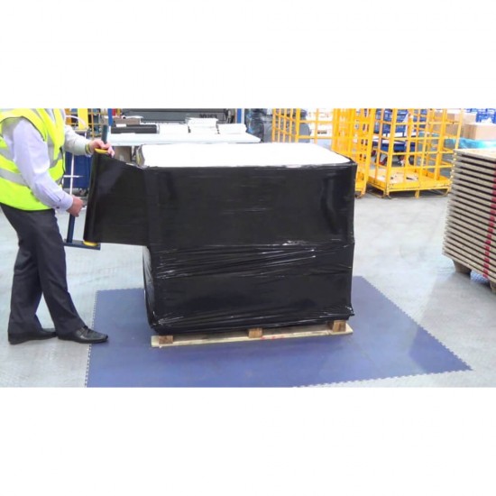 Folie Stretch Uz Manual 1.5 Kg, 23 Mic, Neagra, Folie Stretch, Folie Impachetare, Folie Ambalare, Folie Colete, Folie Pachete, Folie Ambalat, Folie Impachetat, Folii Impachetare, Folii de Impachetat