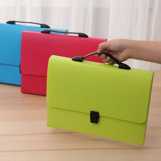 Servieta din Plastic Deli, Verde, Cu Inchidere, Maner de Plastic, Servieta, Servienta pentru Documente, Servieta Documente, Servieta fara Compartimente, Mapa fara Compartimente, Mapa pentru Documente