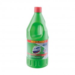 Dezifectant Toaleta Domestos Pin Fresh pentru Baie, 2L