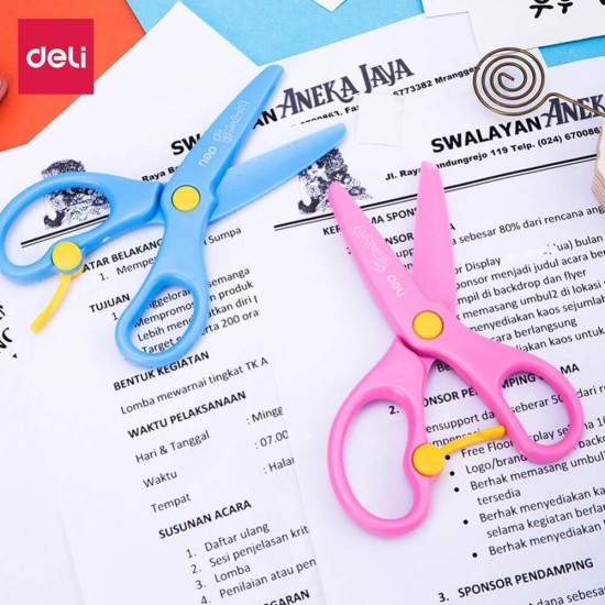 Foarfeca Scolara Lama din Plastic Deli, 13 cm, Roz, cu Arc, Foarfeca de Plastic pentru Scoala, Foarfeca Scolara Roz, Foarfeca pentru Copii, Foarfeca Roz pentru Copii, Foarfeca cu Varf Rotunjit, Foarfeca pentru Scoala