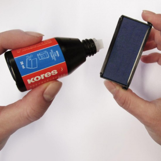 Tusiera din Plastic Kores, 7x11 cm, Albastru, Tusiere Plastic, Tusiere din Plastic, Tusiera Albastra, Tusiere Albastre, Tusiera Kores, Tusiere Kores, Tusiera Stampila, Tusiere Stampila, Tusiera pentru Stampila, Tusiere pentru Stampile