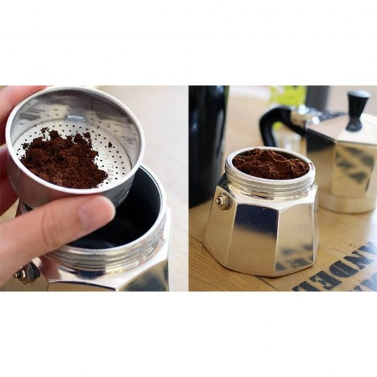 Espressor Aluminiu pentru 6 Cesti, Material Aluminiu, Culoare Aringtiu/Negru, Capacitate 350 ml, Espressor Aluminiu, Cafetiera Aluminiu, Espresor 6 Cafele, Espressor 6 Portii, Cafetiera Espressor, Cafetiera 6 Cesti, Cafetiera Moka, Oala Moka,