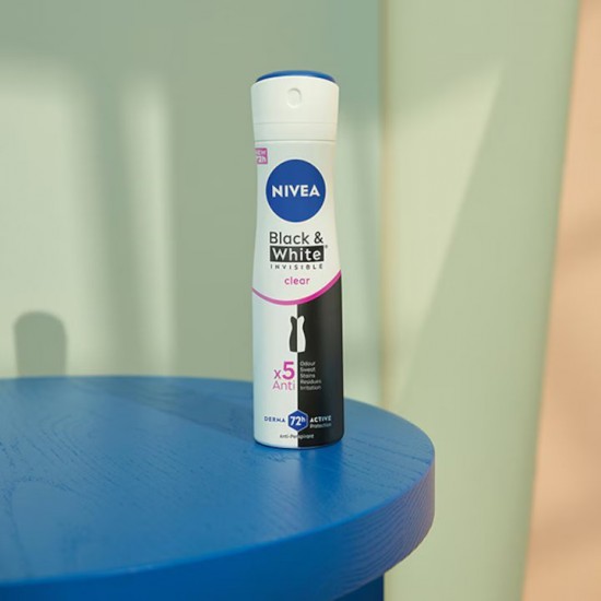 Deodorant Spray Nivea Black And White Invisible Clear Pentru Femei, 150 Ml