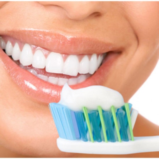 Pasta de Dinti COLGATE Total Whitening,100 ml, Pasta de Dinti Colgate pentru Albire, COLGATE Total Whitening Pasta de Dinti, COLGATE Total Whitening, Pasta pentru Dinti Albi, Pasta Dinti Anticarii, Pasta de Dinti Albire Colgate