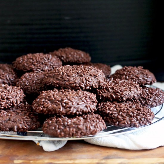 Ornamente pentru Prajituri DR. OETKER, Ciocolata, 80 g, Ornamente de Ciocolata, Ornamente pentru Deserturi, Ornamente de Ciocolata pentru Prajituri, Ornamente pentru Dulciuri, Ornamente pentru Decor Deserturi, Ornamente de Cioclata pentru Dulciuri