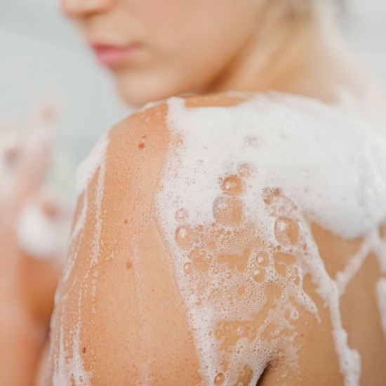 Gel de Dus Crema Tesori d'Oriente Thalasso Therapy, 500 ml, Unisex, cu Apa de Fiji si Alge Marine, Gel de Dus Hidratant, Gel de Dus Pentru Femei, Gel de Corp, Gel de Dus Pentru Barbati , Gel de Dus Crema, Gel pentru Dus Crema, Gel de Dus Unisex