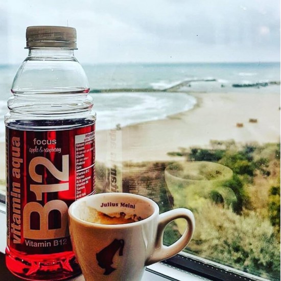 Bautura Racoritoare Merlin's Vitamin Aqua B+ Focus, 0.6 l, Mere si Zmeura, Apa cu Vitamine, Apa cu Vitamine si Minerale, Bautura cu Adaos de Vitamine, Bautura cu Adaos de Minerale, Bautura Racoritoare Merlin